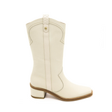 Arhuaco cowboy boots in ivory leather