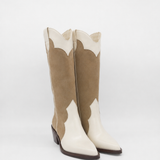 Stivali Agiatezza western boots in ivory leather x mocha suede