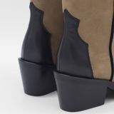 Stivali Agiatezza western boots in black leather x mocha suede