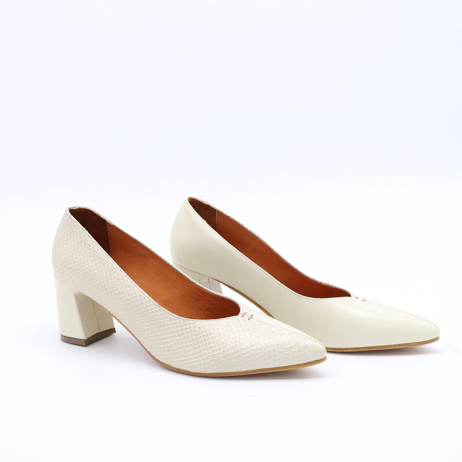 Antoinette block heel pumps in off white leather womens shoes STIVALI NEW YORK