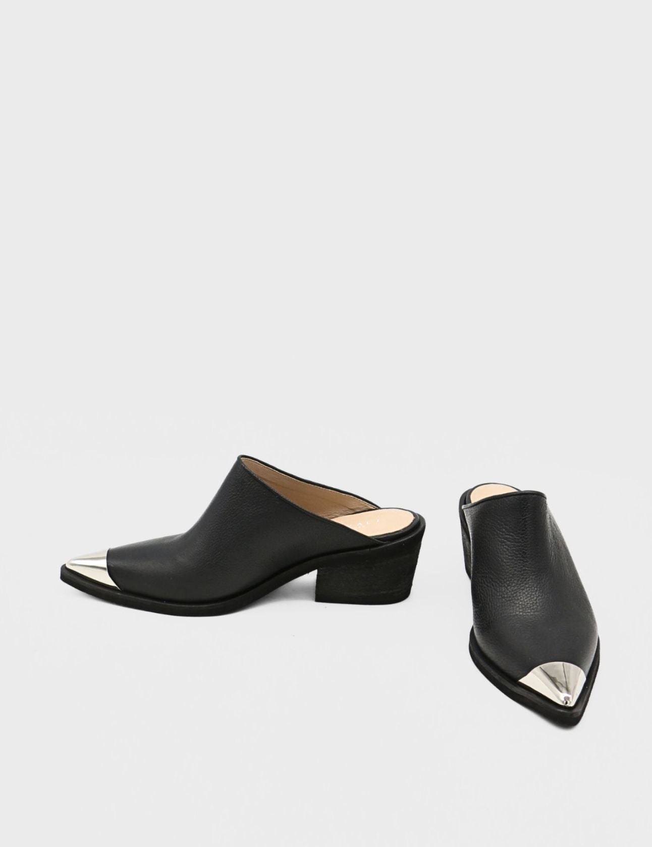 Isabelle western mules in black leather womens shoes – STIVALI NEW