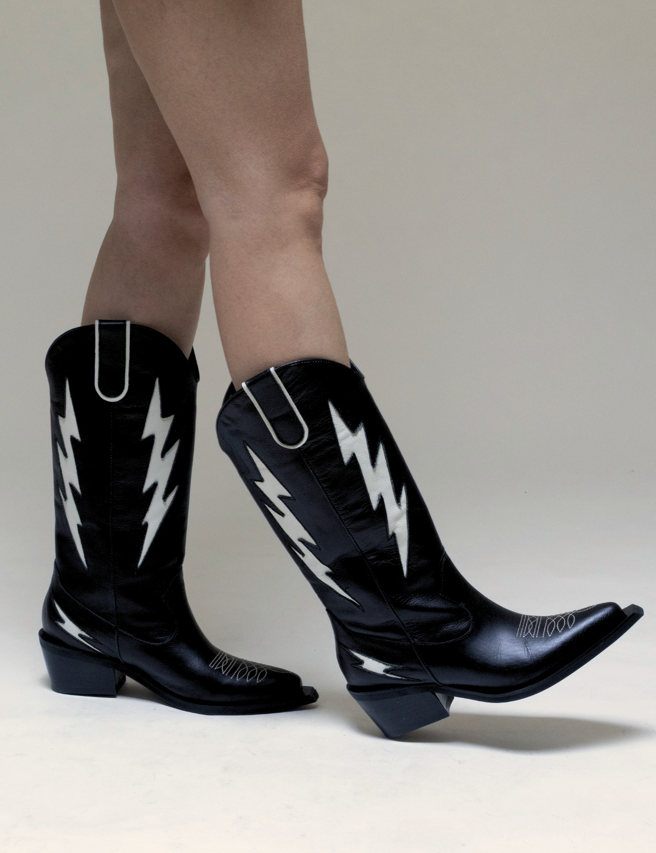 Stivali Kiss western cowboy boots in black leather women's shoes