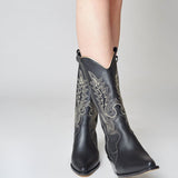 Loyal western cowboy boots in black leather women's shoes