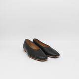 Stivali Essenza slip-on ballet flat in black leather