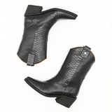 Royal western boots in black croc embossed leather