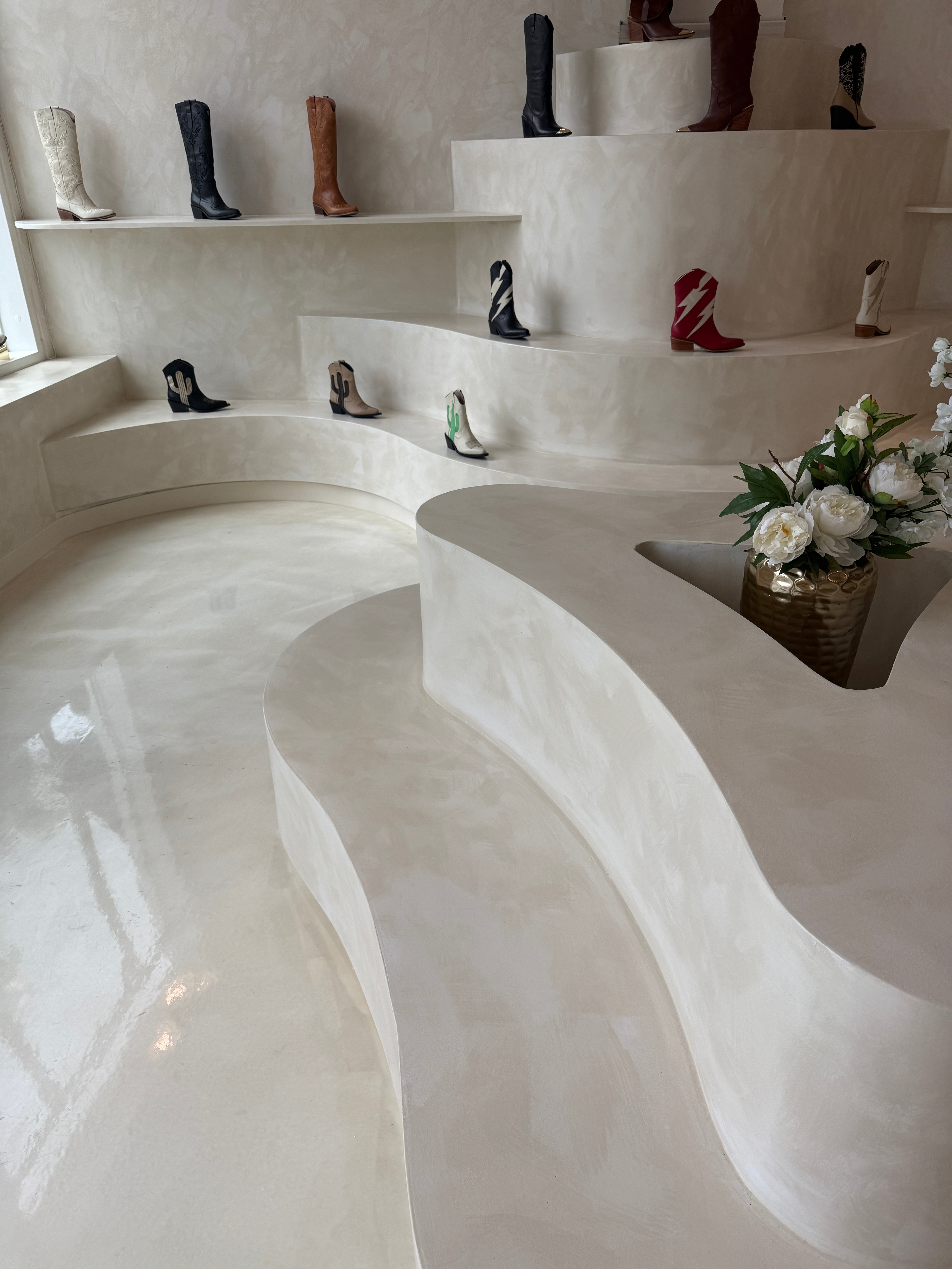 stivali new york knox henderson 5045 willis av dallas texas retail store and showroom sny