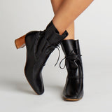 Handcrafted Leather Boots, Black Smooth Leather Boots with heel. Stivali New York 