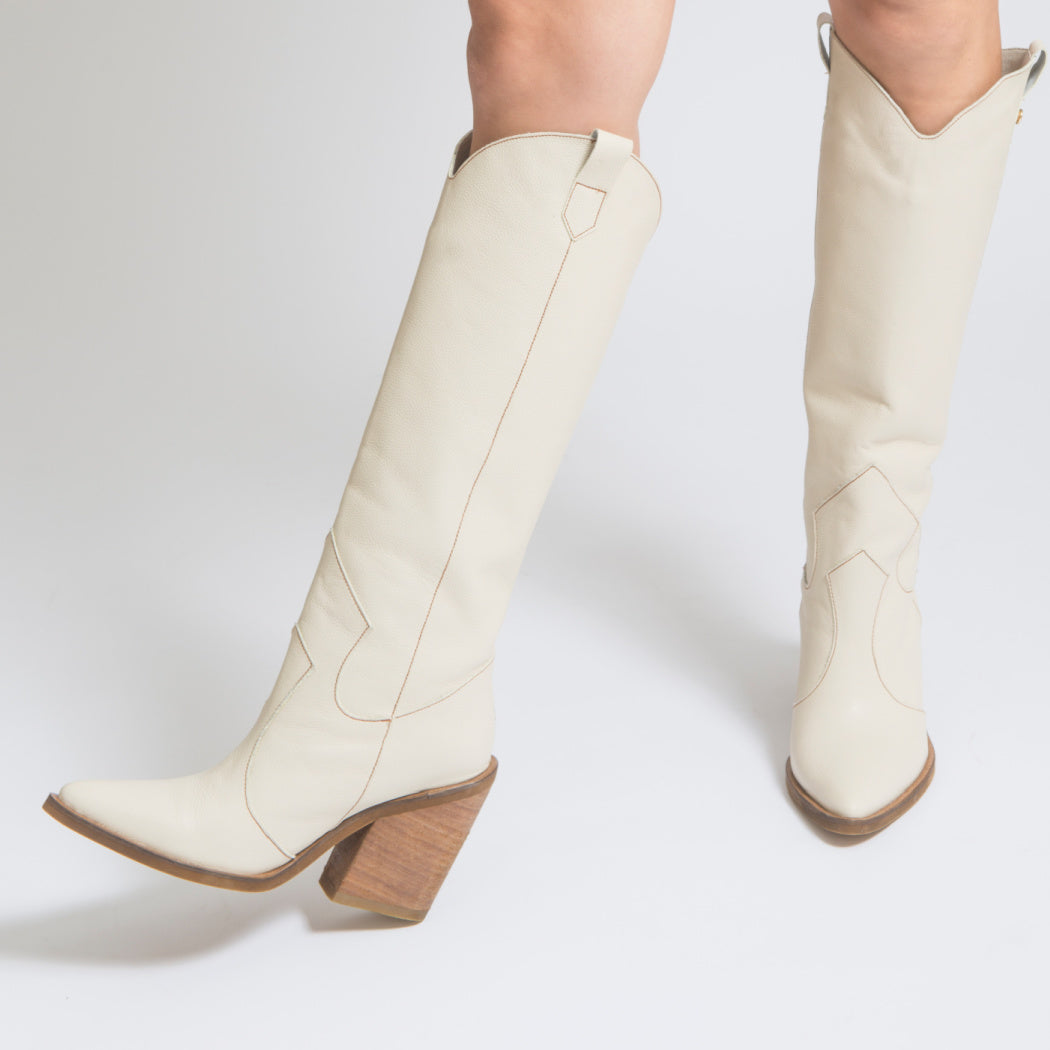 Handcrafted Leather Western Boots, Ivory White Smooth Leather Cowboy Boots. Stivali New York
