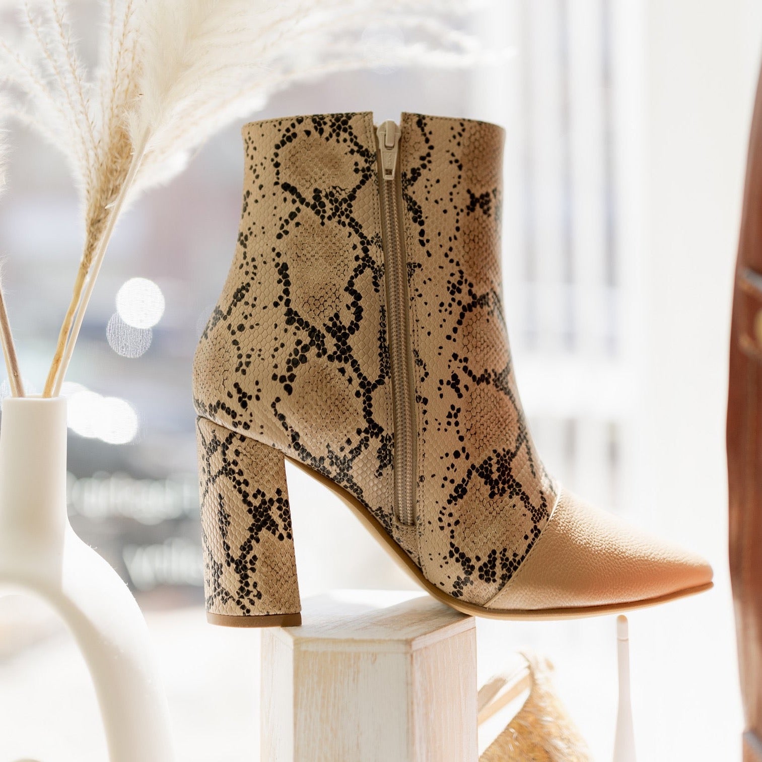 Handcrafted Leather Heeled Boot, Tan Arequipe Smooth Leather and Embossed Leather Sand Snakeskin. Stivali New York
