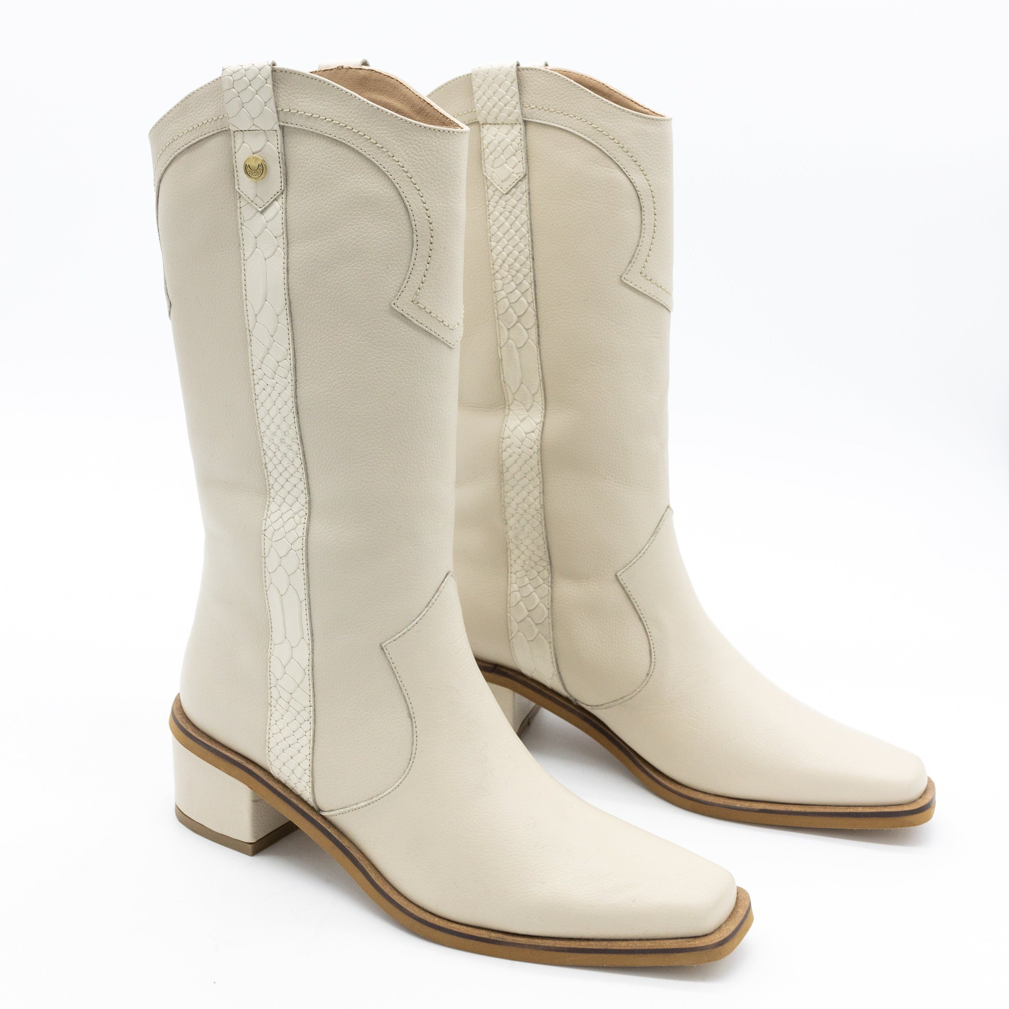 Western Inspired Boot, Ivory White Leather with Embossed Snakeskin. Stivali New York