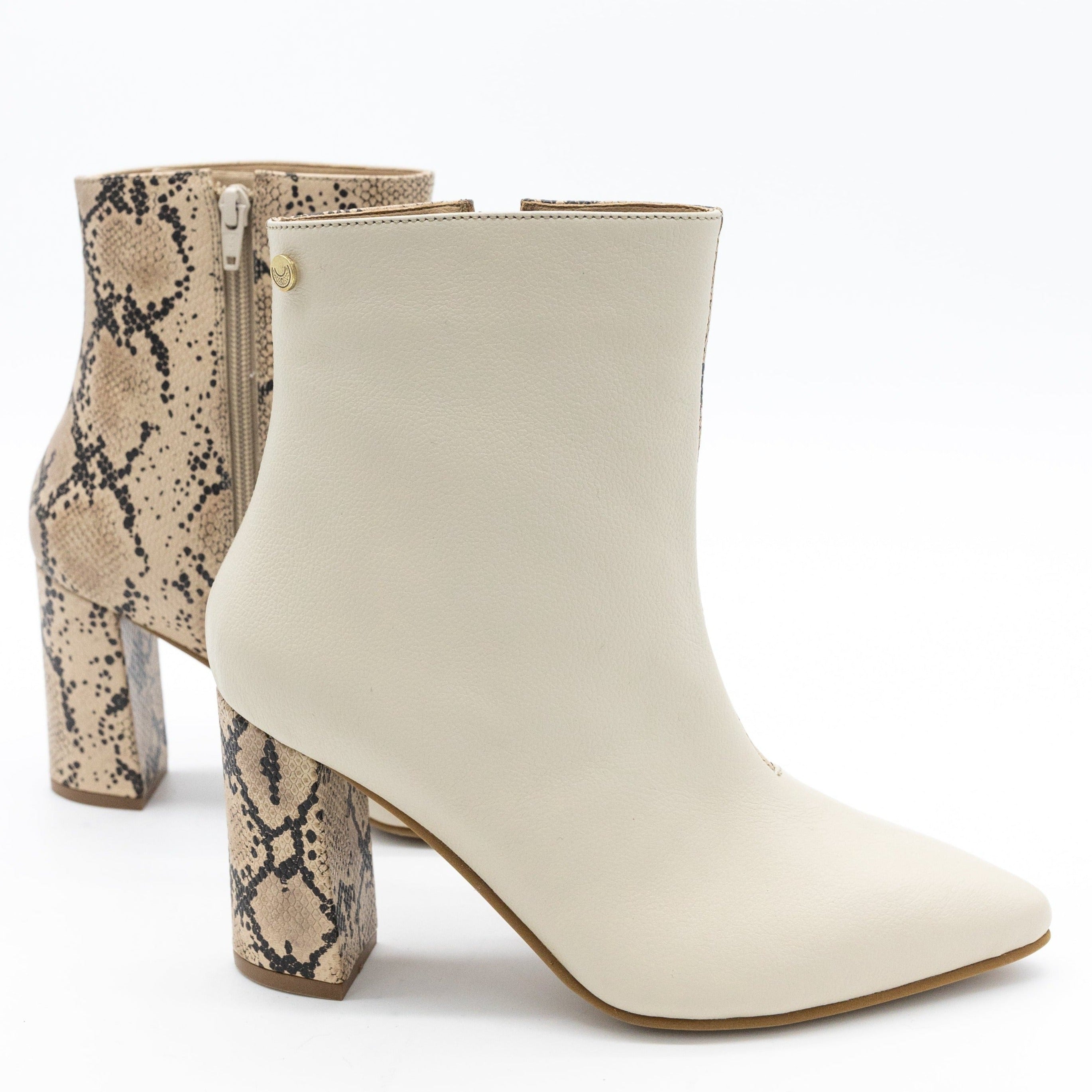 Handcrafted Leather Heeled Boot, Ivory White Smooth Leather and Embossed Sand Snakeskin Leather. Stivali New York