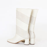 Eléa boots in white/ivory croc embossed leather