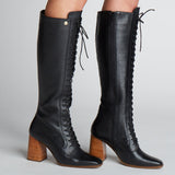 Renaissance boots in black leather